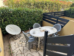 Studio cabine confortable, terrasse, proche plage et commerces - Le Grau du Roi - FR-1-250-284